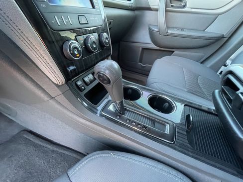 Used 2014 Chevrolet Traverse LT w/ All-Star Edition FWD image 18