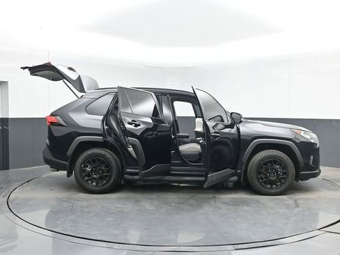 Used 2020 Toyota RAV4 XLE FWD image 49