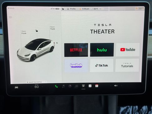 Used 2021 Tesla Model 3 Standard Range Plus RWD image 23