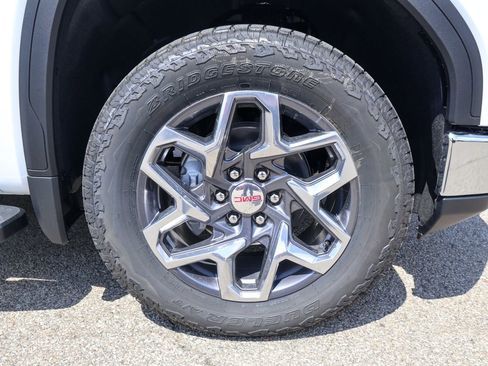 New 2026 GMC Sierra 1500 SLT w/ SLT Premium Plus Package AWD/4WD image 31