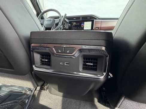 New 2026 GMC Sierra 2500 Denali Ultimate AWD/4WD image 24