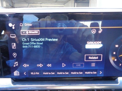 Used 2024 Chevrolet Silverado 2500 LT w/ Texas Edition image 87