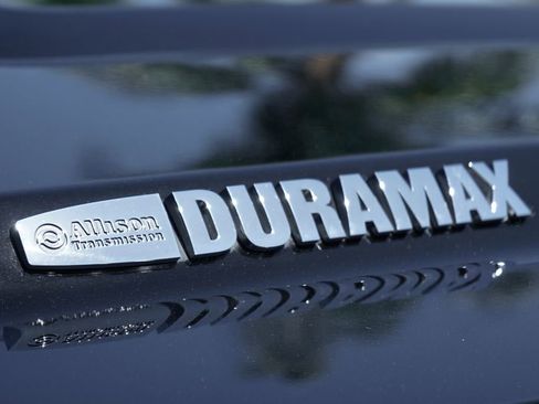 Used 2017 GMC Sierra 2500 Denali w/ Duramax Plus Package AWD/4WD image 52