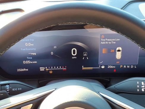 Used 2025 Buick Enclave Sport Touring image 30