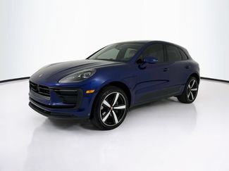 Certified 2025 Porsche Macan AWD/4WD video 1
