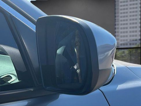 Used 2020 Jeep Compass Latitude image 3