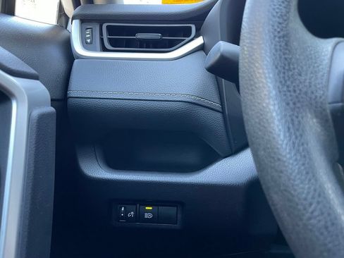 Used 2025 Toyota RAV4 LE FWD image 14