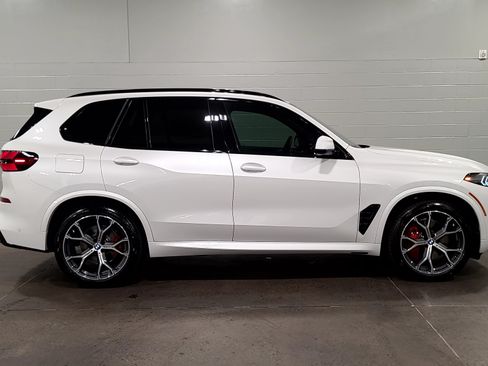 Used 2026 BMW X5 xDrive40i w/ M Sport Package AWD/4WD image 9