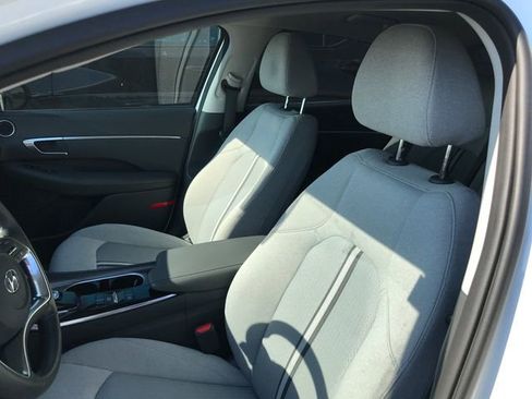 Used 2020 Hyundai Sonata SEL w/ Convenience Package FWD image 4