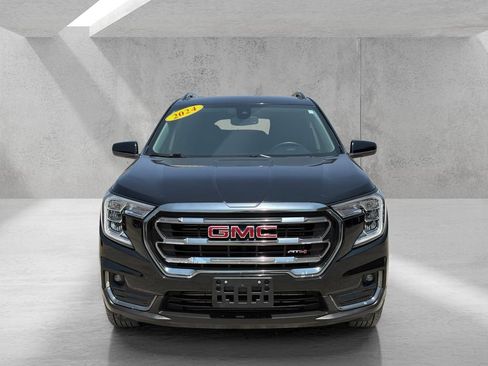 Used 2024 GMC Terrain AT4 w/ LPO, Floor Liner Package AWD/4WD image 2