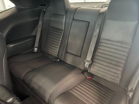 Used 2011 Dodge Challenger RWD image 26