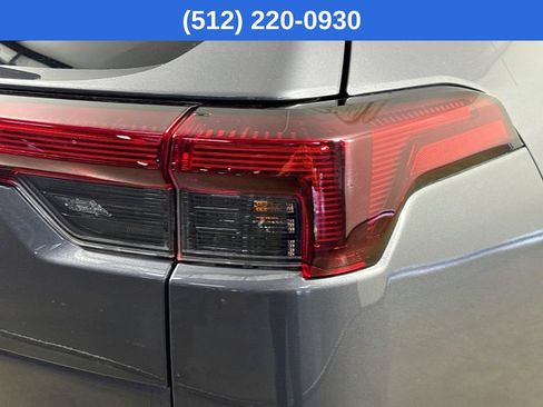 Used 2026 Subaru Outback Premium AWD/4WD image 34