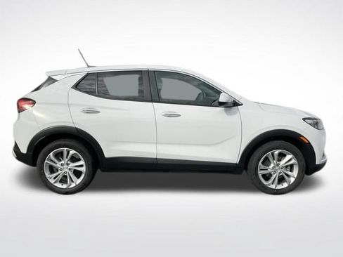 Used 2023 Buick Encore GX Preferred w/ Cold Weather Comfort Package FWD image 8