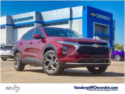 Certified 2025 Chevrolet Trax LT w/ Sunroof Package