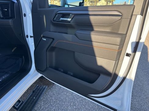New 2026 GMC Sierra 3500 AT4 w/ AT4 Premium Plus Package image 32