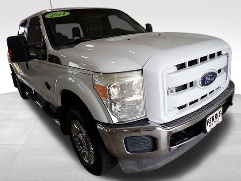 Used 2011 Ford F250 XL w/ PWR Equipment Group image 9