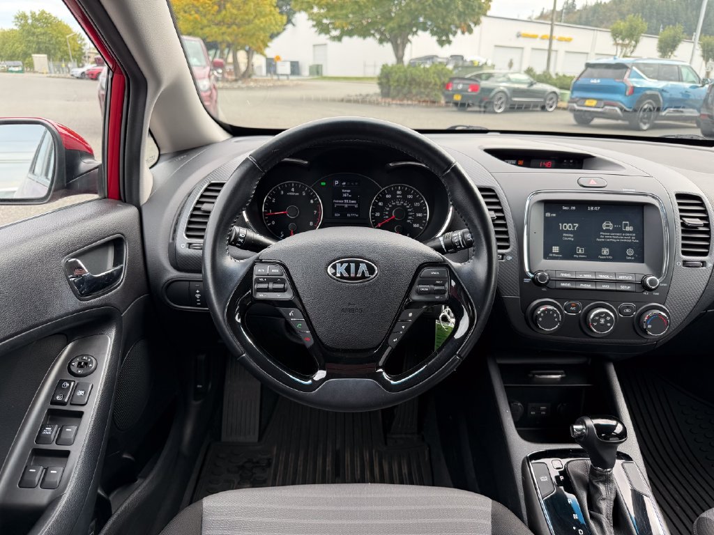 Used 2017 Kia Forte S FWD image 19