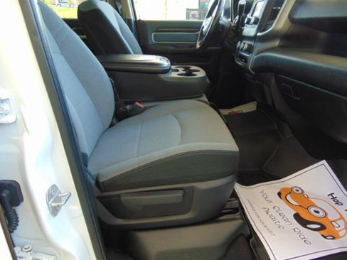 Used 2019 RAM 2500 Big Horn AWD/4WD image 6