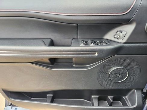 Used 2023 Ford Expedition Limited image 26