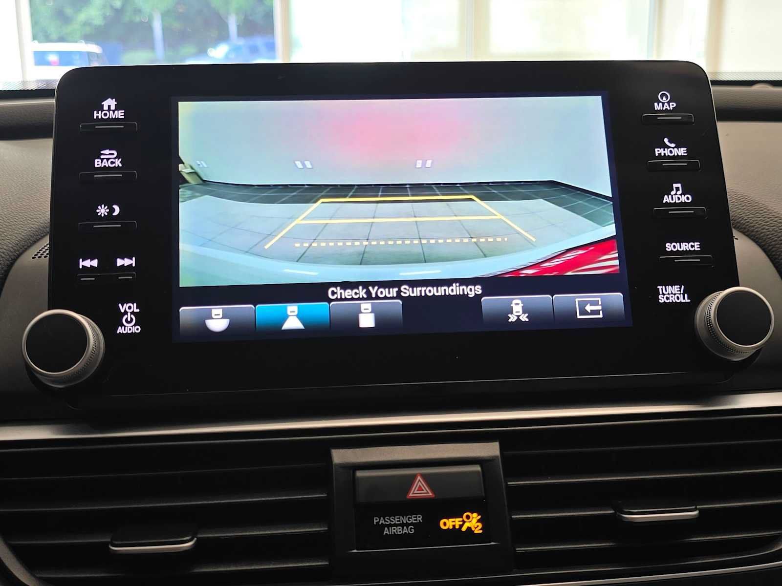 Used 2020 Honda Accord Touring image 13