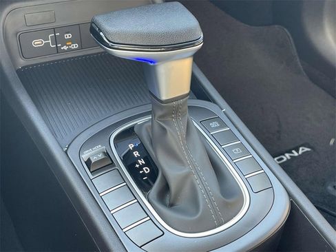 New 2026 Hyundai Kona SE image 16
