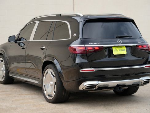 Used 2024 Mercedes-Benz Maybach GLS 600 4MATIC image 84