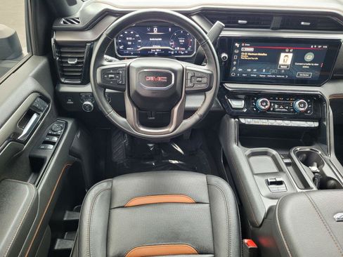 Used 2024 GMC Sierra 2500 AT4 w/ Max Trailering Package AWD/4WD image 21