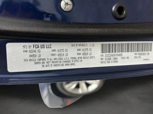 Used 2015 Dodge Challenger SXT RWD image 29