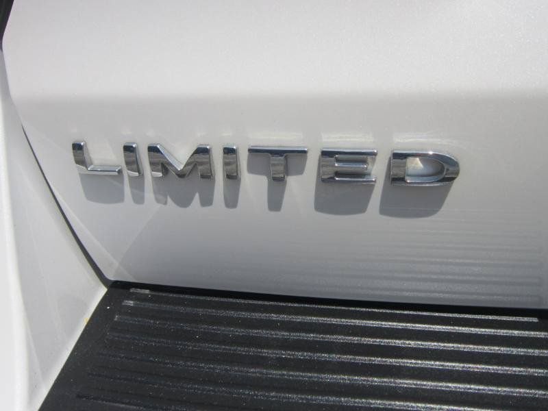 Used 2018 Ford Expedition Max Limited w/ Equipment Group 302A AWD/4WD image 34