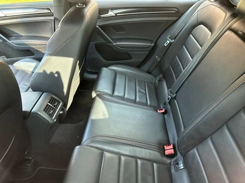 Used 2017 Volkswagen GTI SE FWD image 7