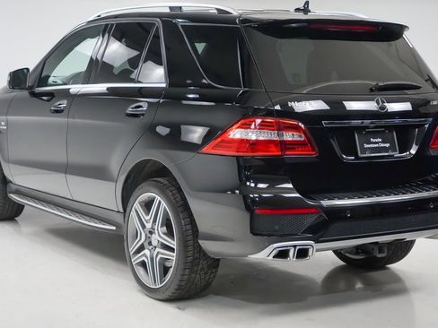 Used 2013 Mercedes-Benz ML 63 AMG 4MATIC image 3