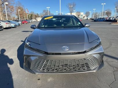 Used 2025 Toyota Camry SE