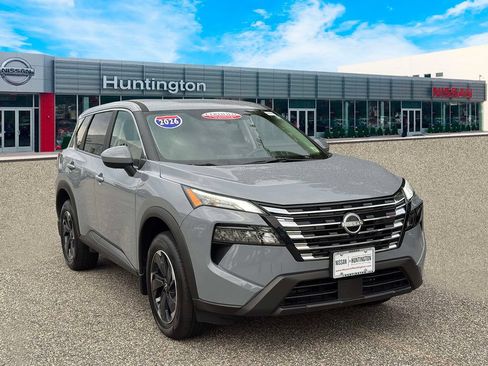 Certified 2026 Nissan Rogue SV AWD/4WD image 4