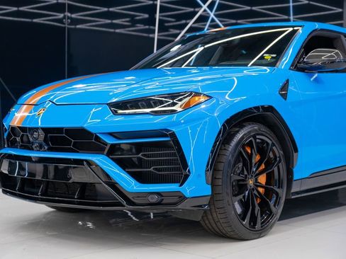 Used 2022 Lamborghini Urus image 4