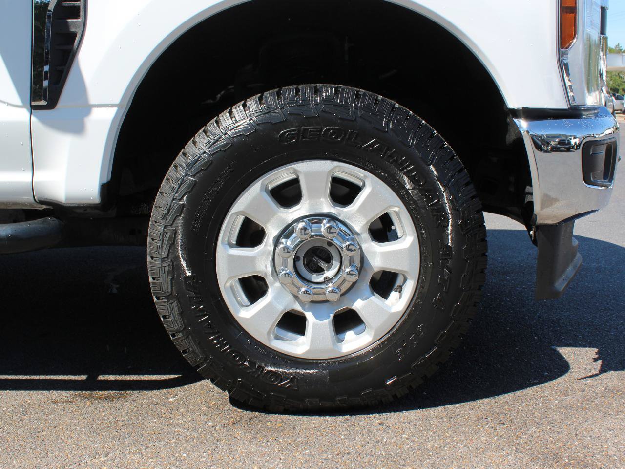 Used 2024 Ford F350 XLT w/ FX4 Off-Road Package AWD/4WD image 40