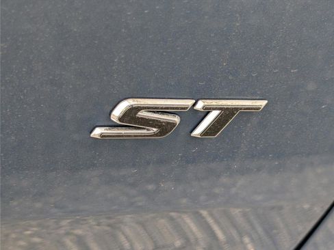 New 2026 Buick Envista Sport Touring FWD image 6
