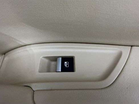 Used 2021 Audi Q5 Prestige w/ Prestige Package image 31