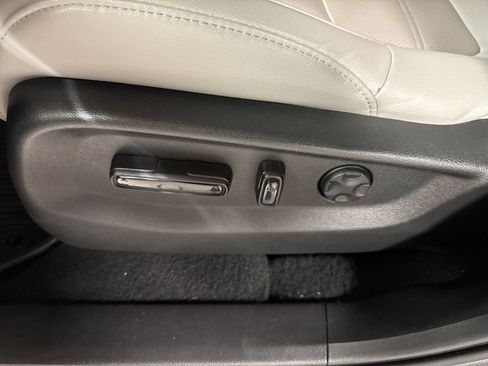 Used 2021 Honda CR-V EX-L image 15