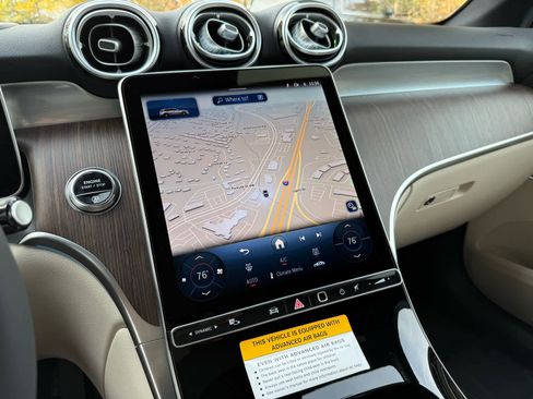 New 2026 Mercedes-Benz GLC 300 GLC 300 image 16