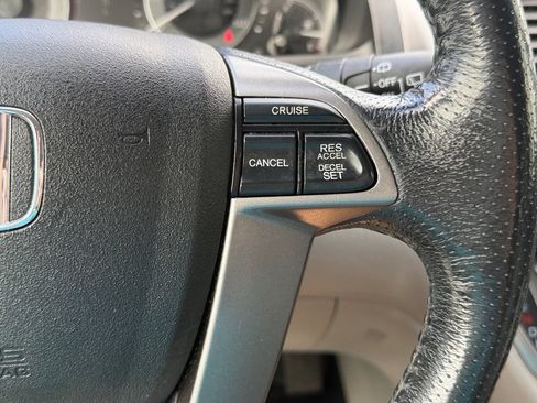 Used 2015 Honda Odyssey EX-L image 24