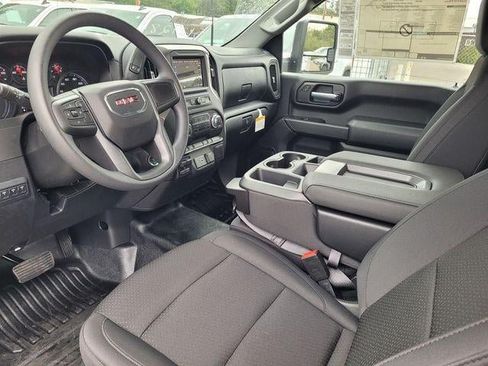 New 2026 GMC Sierra 2500 Pro RWD image 16