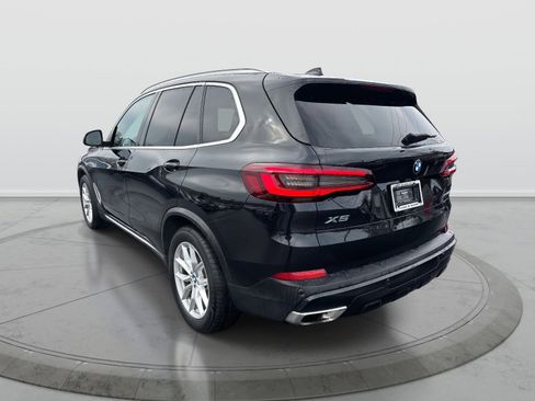 Used 2021 BMW X5 xDrive40i w/ Premium Package AWD/4WD image 3