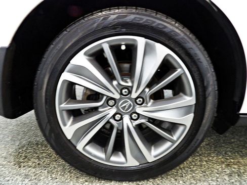 Used 2017 Acura MDX w/ Technology Package AWD/4WD image 23