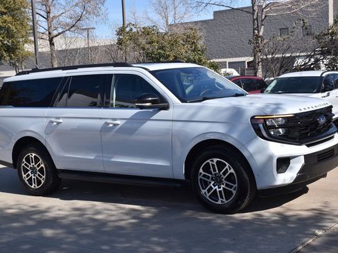 Certified 2025 Ford Expedition Max Active image 5