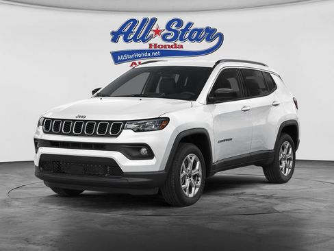 Used 2025 Jeep Compass Limited AWD/4WD image 2