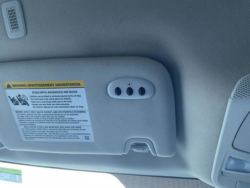 Used 2024 Ford Edge SEL w/ Convenience Package image 18