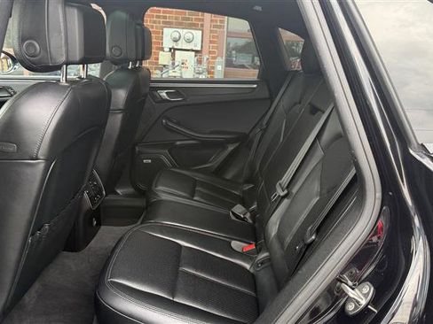 Used 2018 Porsche Macan GTS AWD/4WD image 24