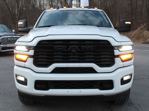 Used 2025 RAM 2500 Big Horn image 5