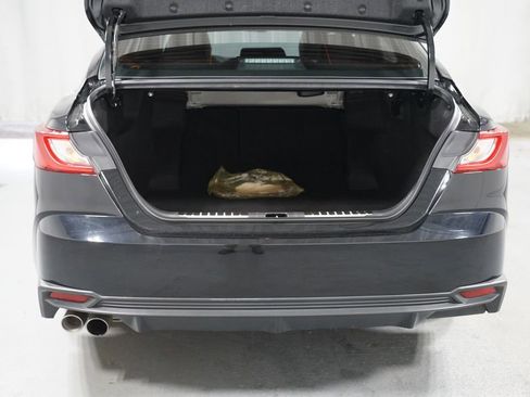 Certified 2025 Toyota Camry SE w/ Convenience Package image 31