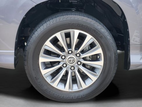 Certified 2023 Lexus GX 460 Luxury w/ Accessory Package AWD/4WD image 40
